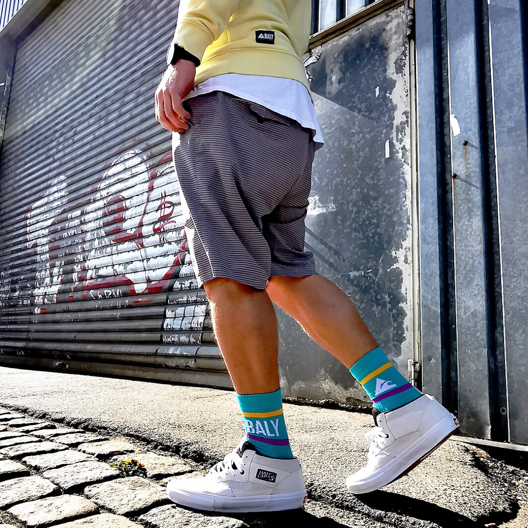 Socken Surfing Logo türkis