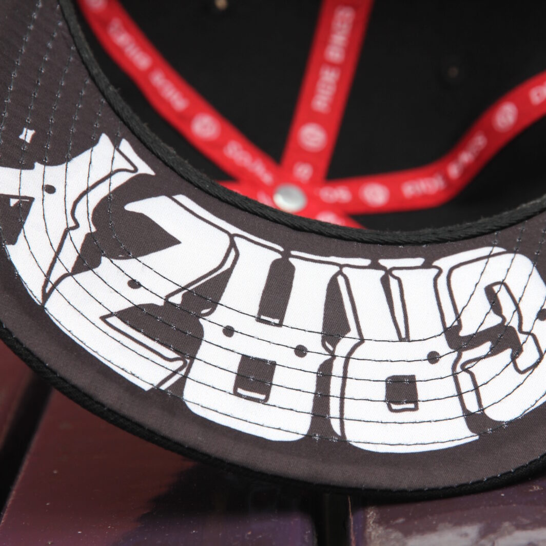 Snapback Schirm bedrucken
