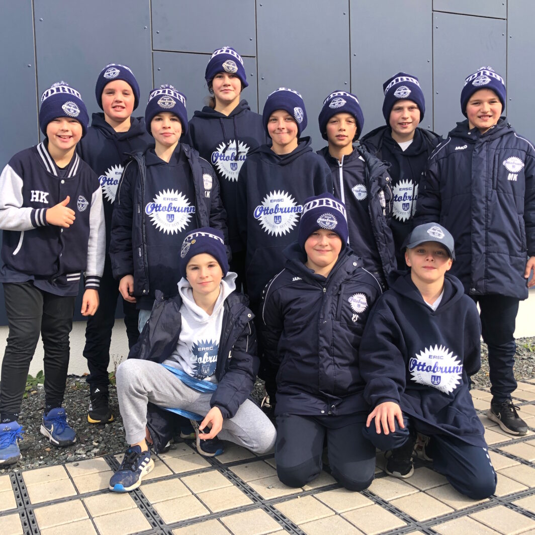 Bestickte Mützen Eishockey Junioren Ottobrunn