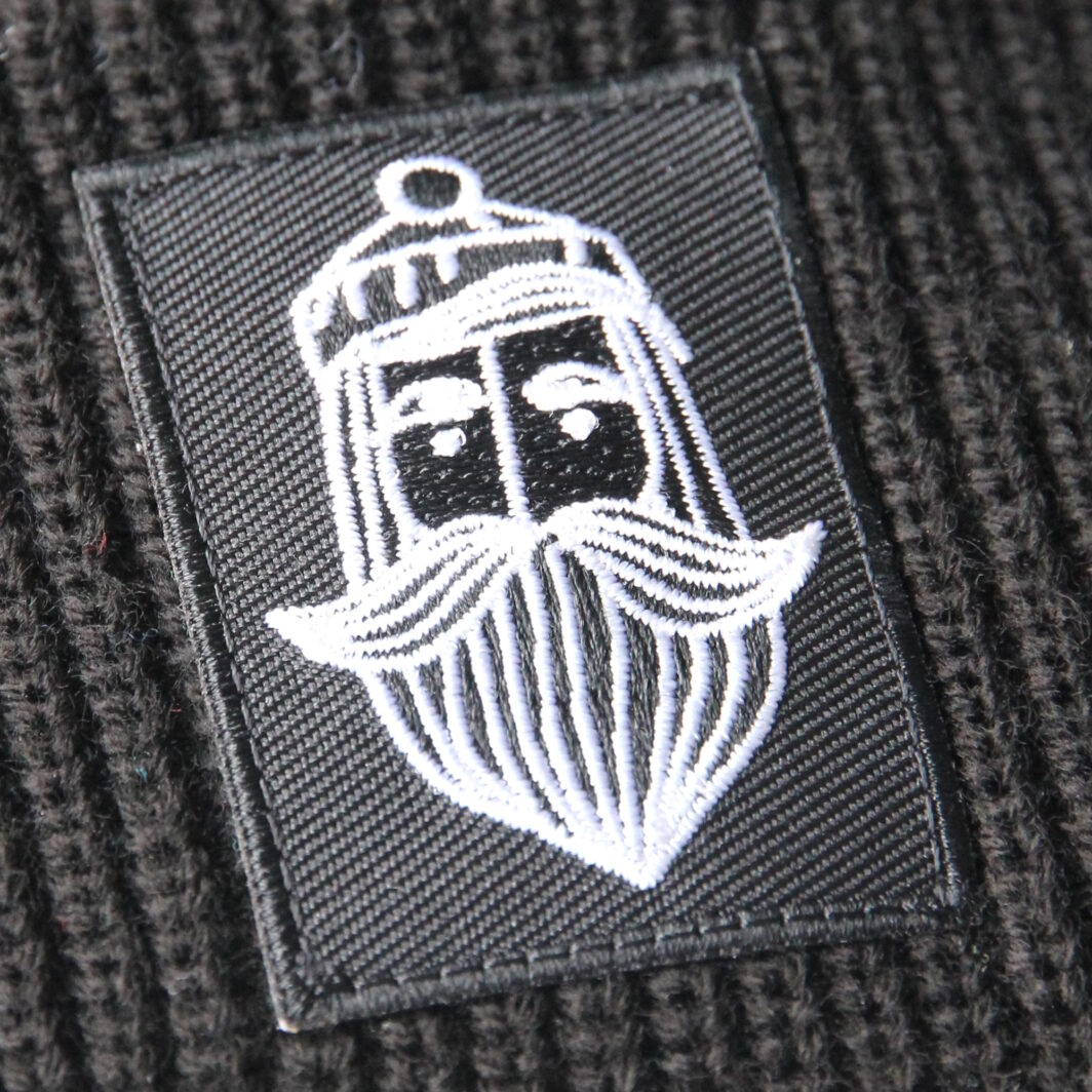 Mützen besticken Patch Seemann schwarz weiß