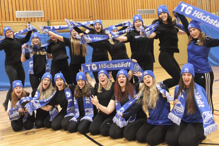 Schals Mützen Turnverein Schals und Mützen Turngruppe