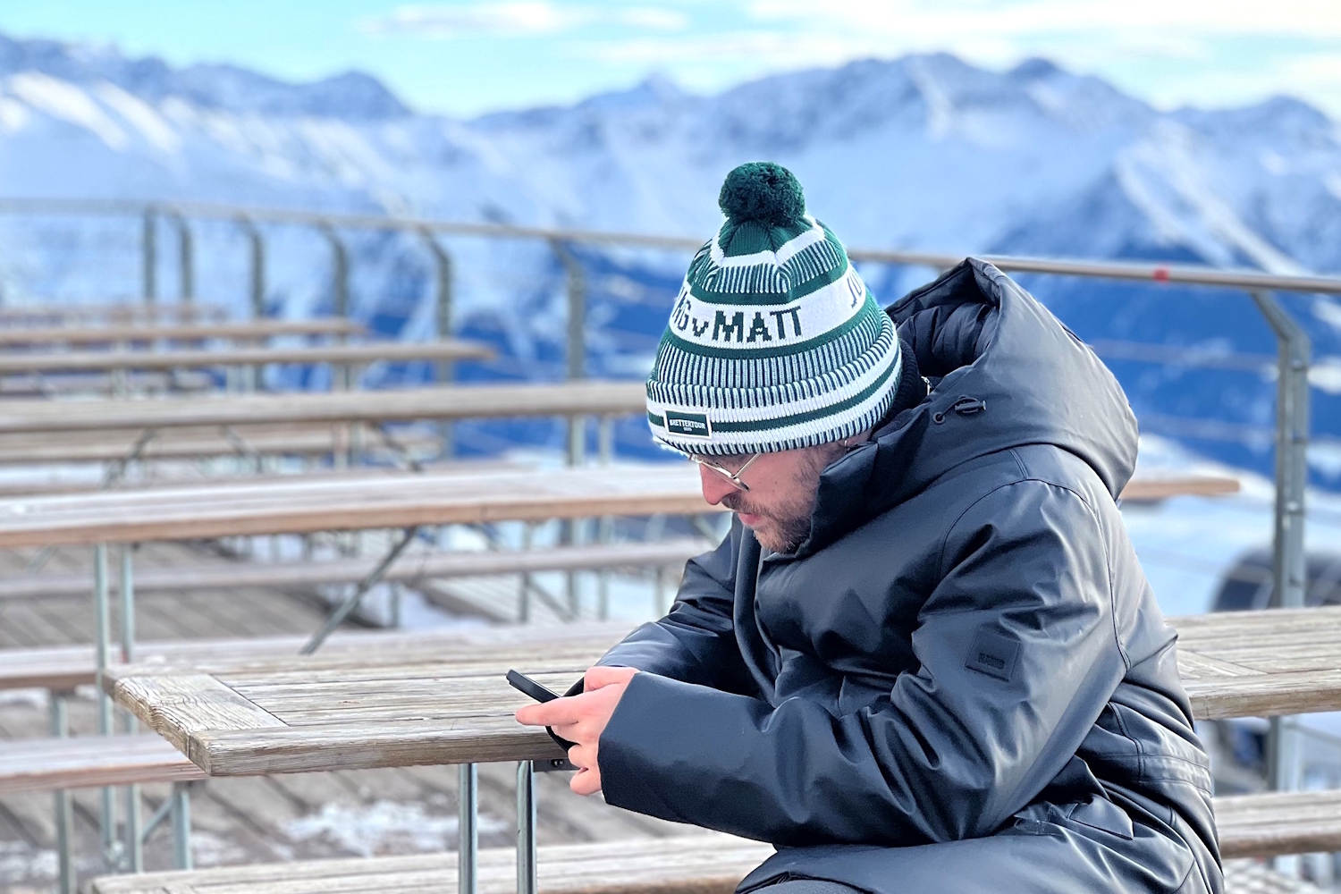 Pudelmütze bestickt Firmen Incentive Berge