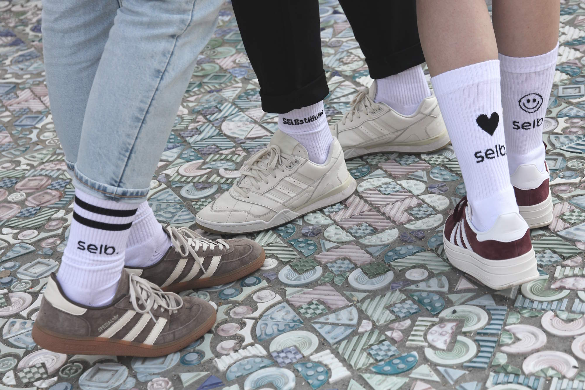 Stadtsocken bedrucken Smiley Herz Schrift