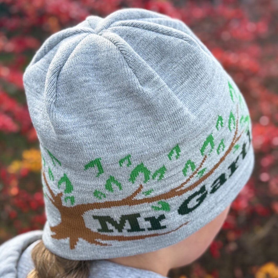 Mütze mit dem Logo eines GaLaBau-Betriebs